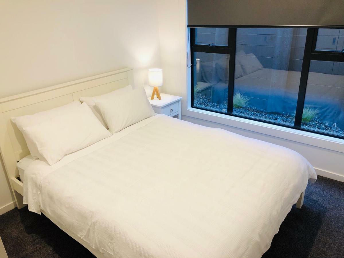 Central Park Gemini Apartments Хамилтън Екстериор снимка