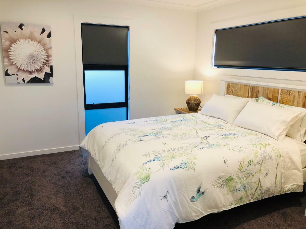 Central Park Gemini Apartments Хамилтън Екстериор снимка